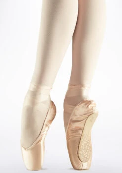 Capezio Glissé Pointe Shoe -Dance Costumes 102 capezio glisse pointe shoe pink front T 82713.1698804268