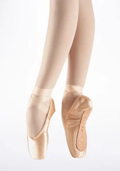 Bloch Serenade S0131S Pointe Shoe - Strong Shank 7 Bloch Serenade S0131S Pointe Shoe - Strong Shank -Dance Costumes BL131 MAIN BPK T 66650.1698800442