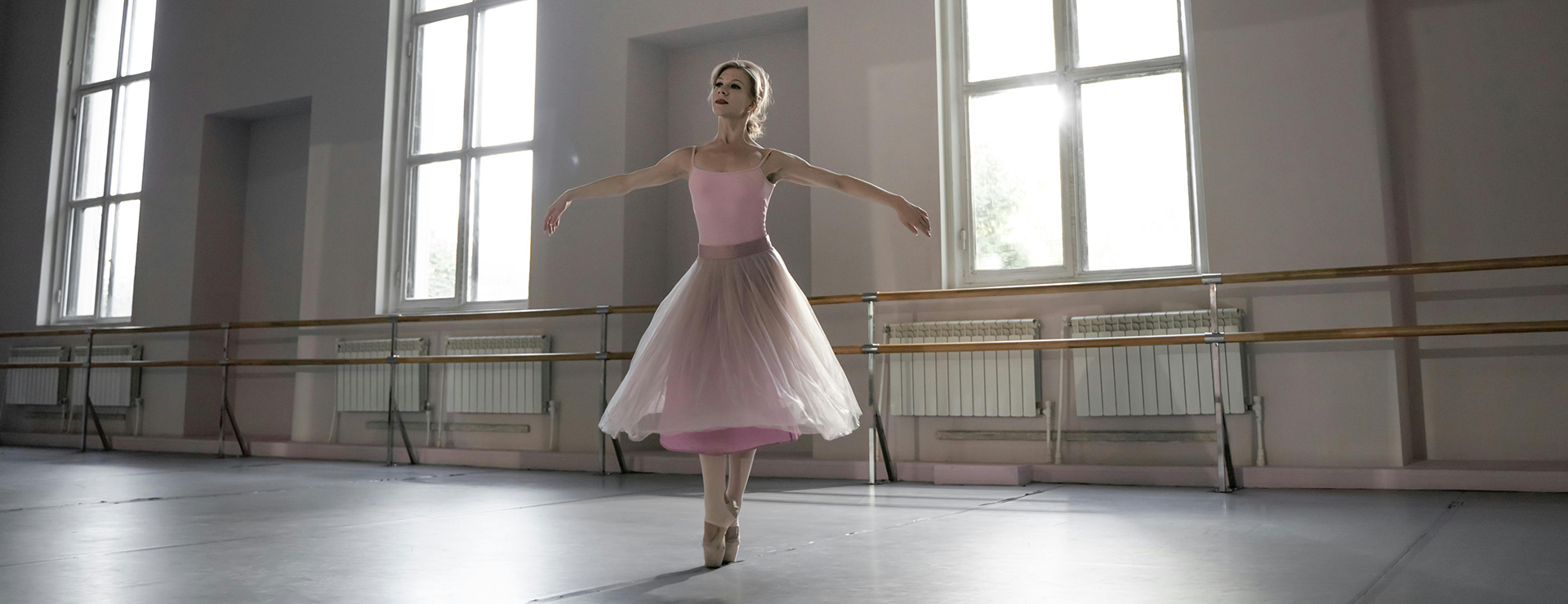 Dance Costumes 1 Dance Costumes -Dance Costumes pexels anastasia shuraeva 8935598